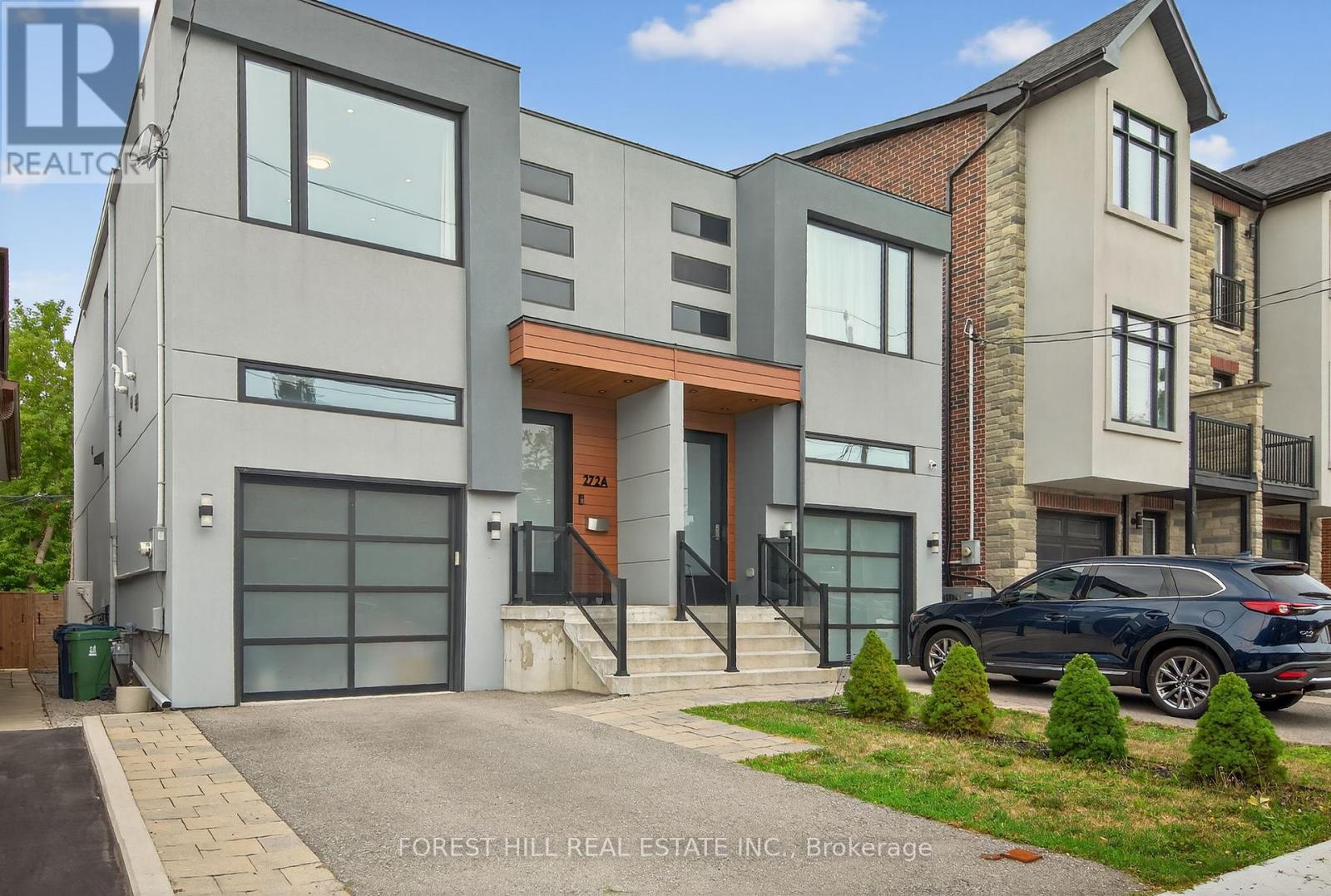 272 Beta St #a, Toronto, ON M8W 4J1