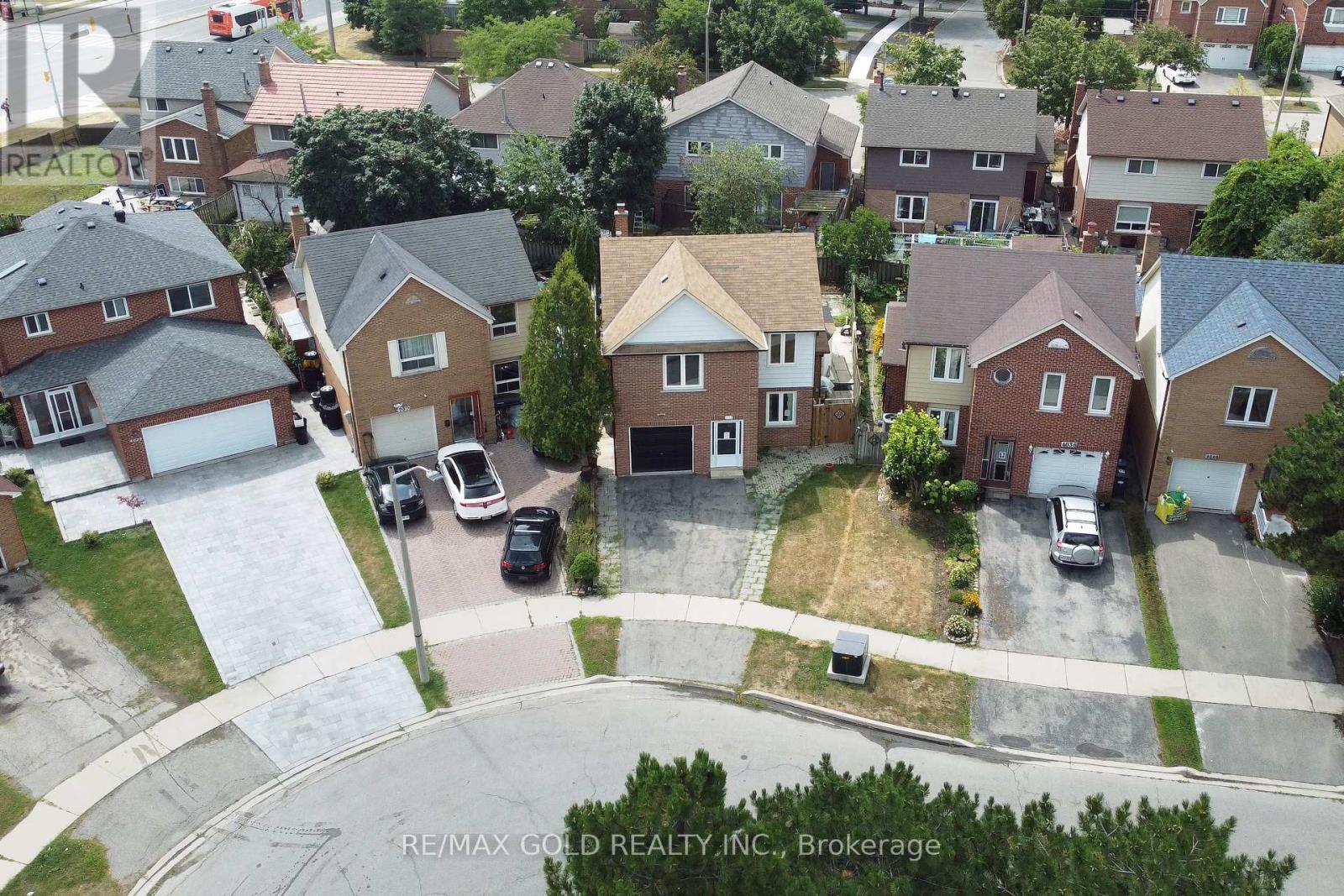 4032 Teakwood Dr, Mississauga Creditview, ON L5C 3T5