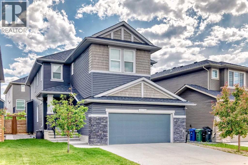 39 Evansglen Link NW, Calgary, AB T3P 0X9