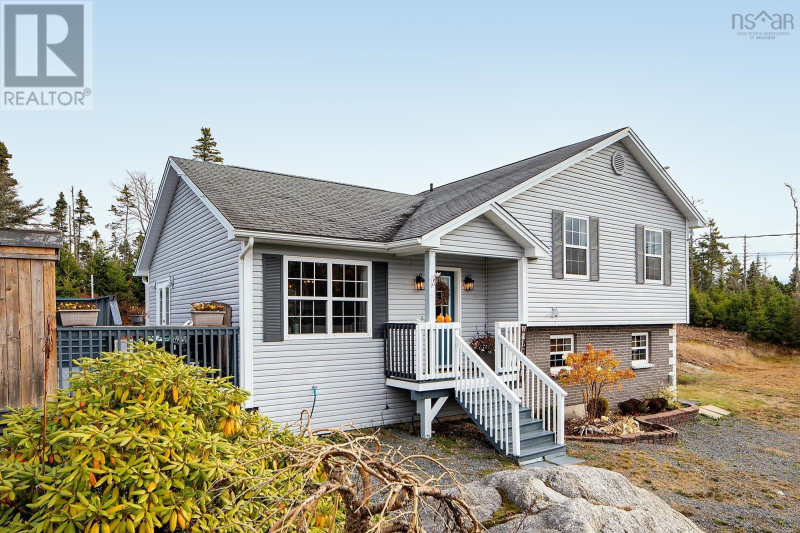 126 Middle Village Rd, West Dover, NS B3Z 3T3