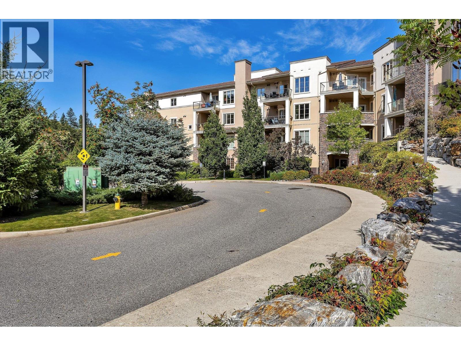 1875 Country Club Drive Unit 1317, Kelowna, BC V1V 2W7