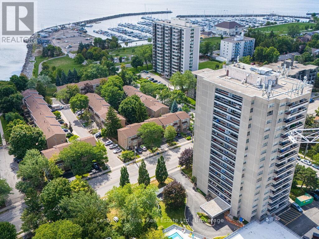 406 2263 Marine Dr, Oakville, ON L6L 5K1
