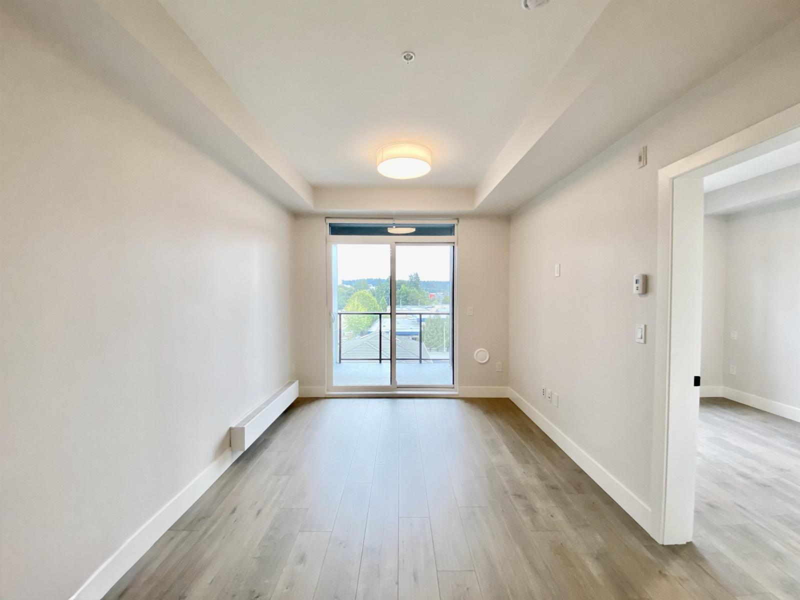 13458 95 Avenue Unit 401, Surrey, BC V3V 0H1