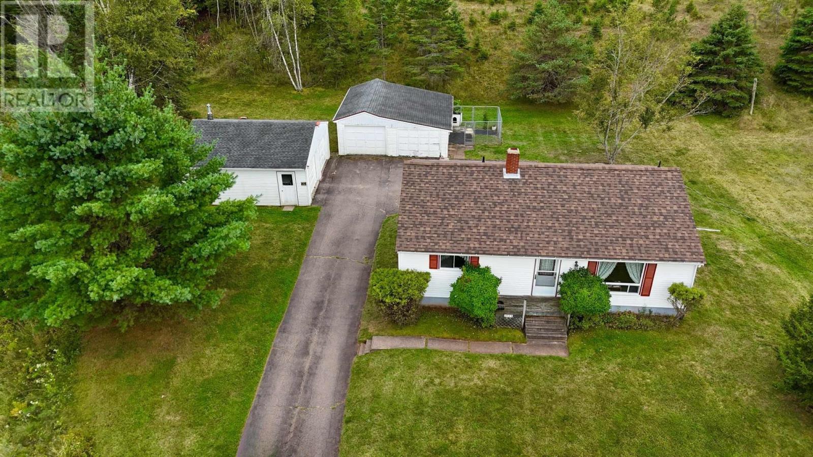 1498 E Prince St, Salmon River, NS B6L 4C8
