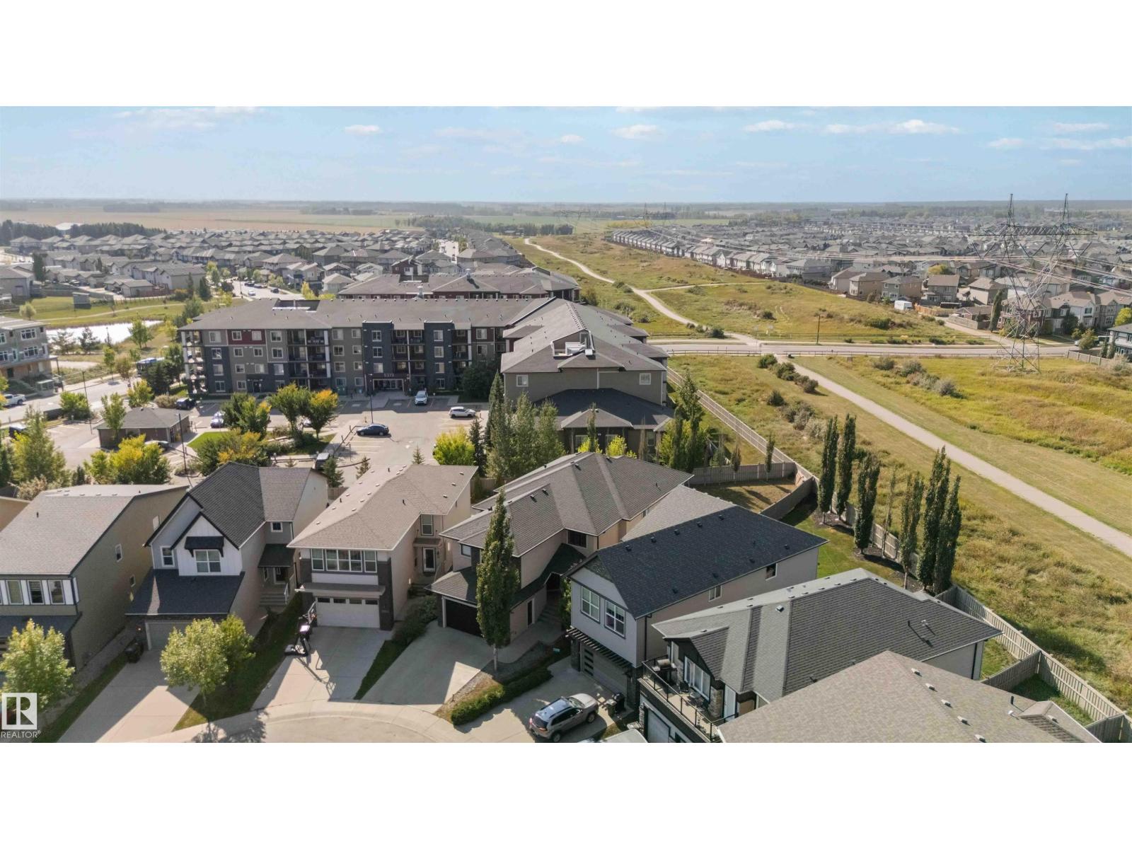 3948 Claxton Lo SW, Edmonton, AB T6W 1Y7