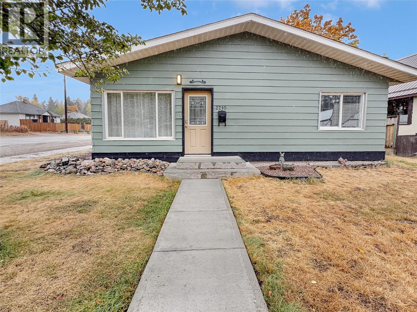 2210 Warren Ave, Kimberley, BC V1A 1S9