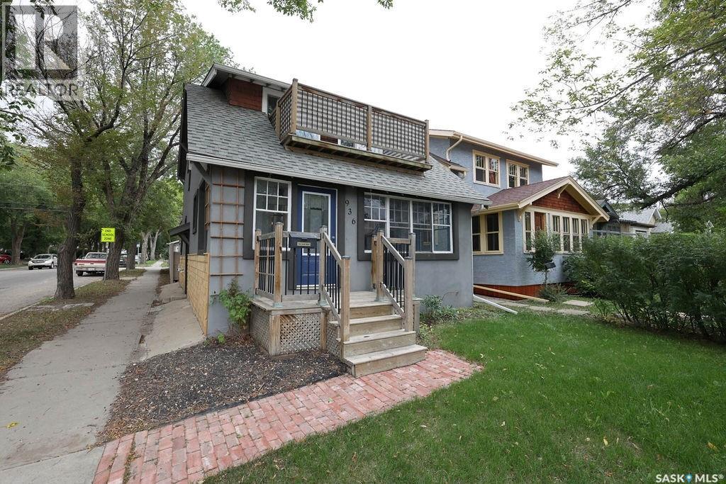 936 College Ave, Regina, SK S4N 0Y3