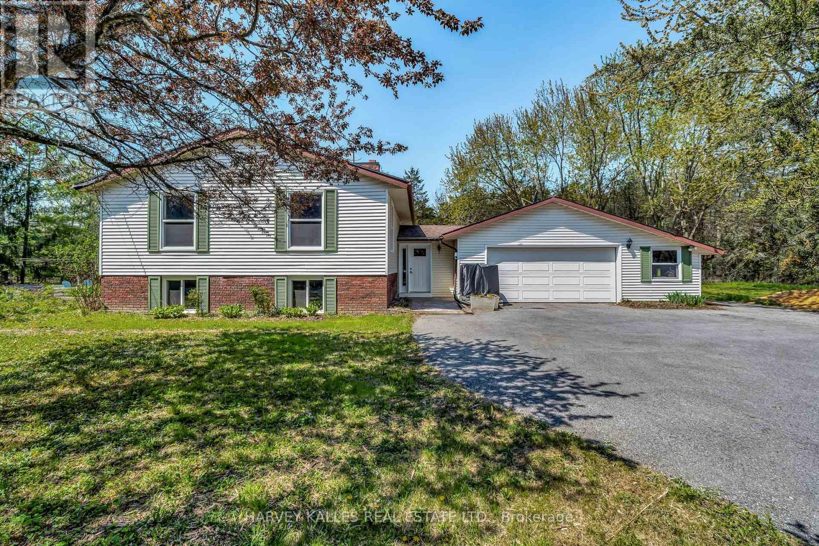 1207 County Rd 9 Rd, Greater Napanee Greater Napanee, ON K7R 3K8