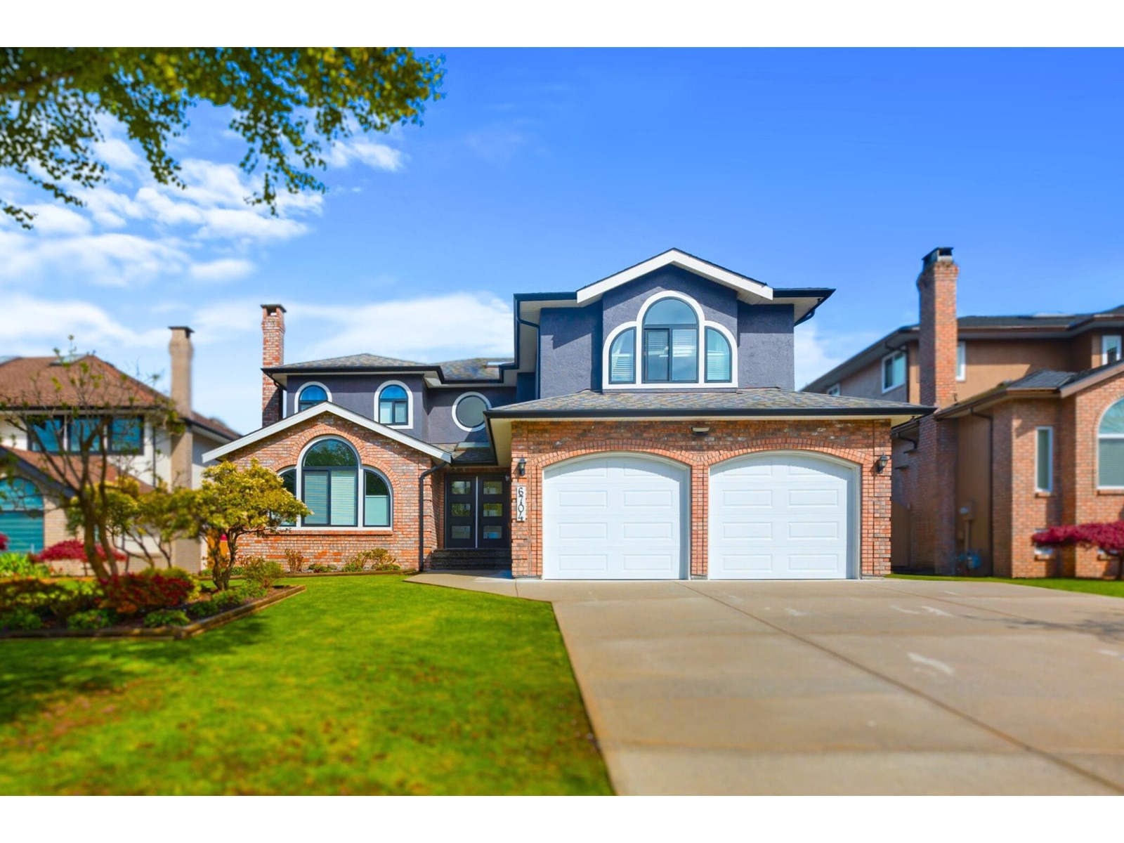 123 Street Unit 6704 #a, Surrey, BC V3W 0Z1