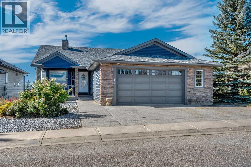 20 Hillcrest Blvd, Strathmore, AB T1P 1X1