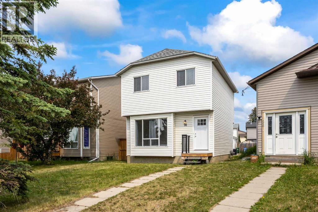 98 Martindale Dr NE, Calgary, AB T3J 2M8