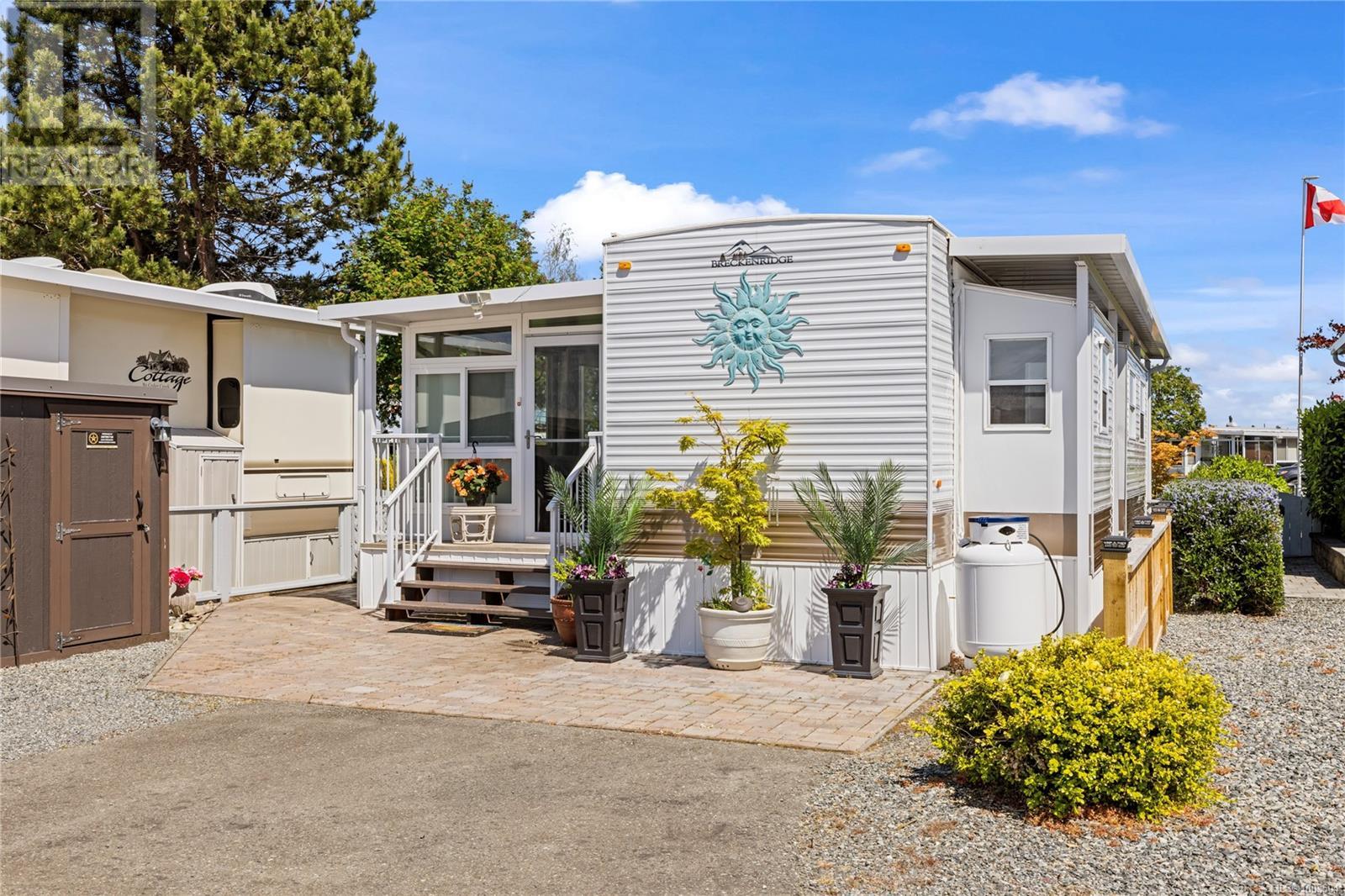 200 Corfield St Unit 302 St, Parksville, BC V9P 2H5