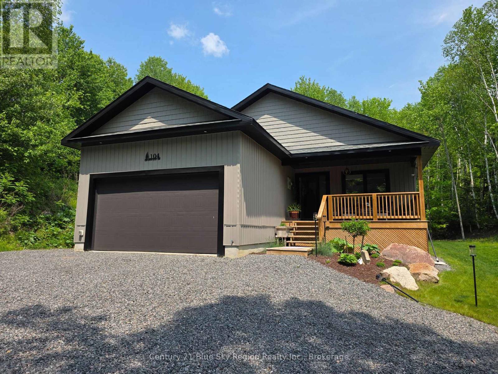 104 Greenwood Dr, Bonfield, ON P0H 1E0