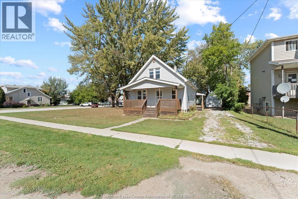 543 St Charles St, Belle River, ON N0R 1A0