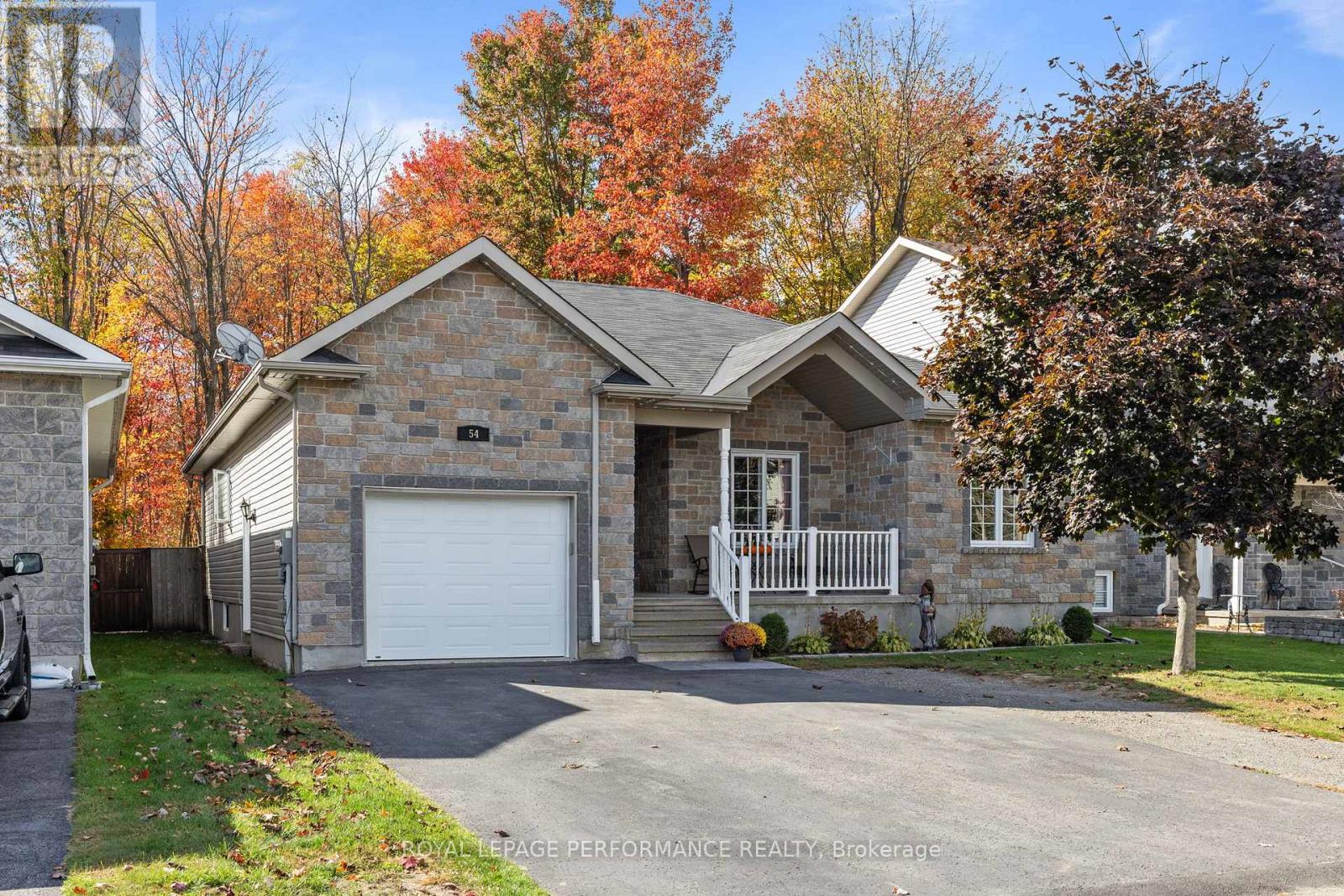 54 Giroux St, The Nation, ON K0A 2M0