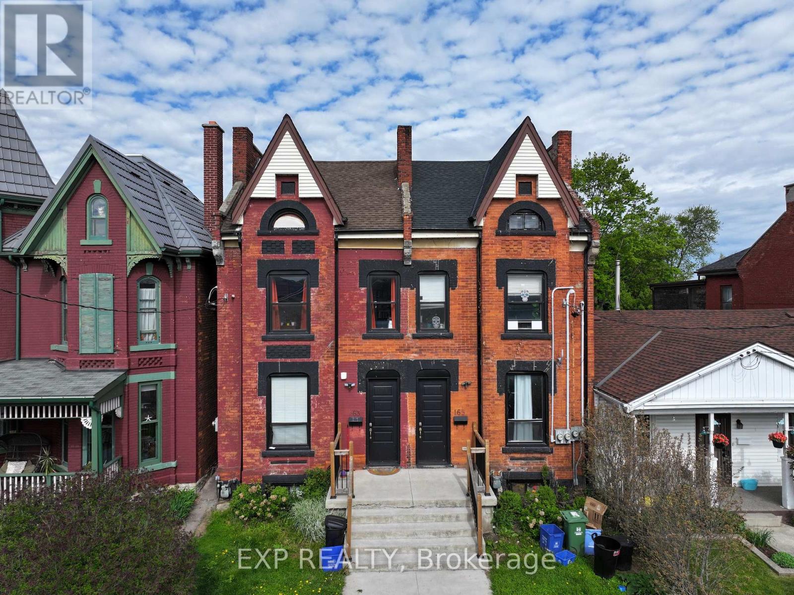 165 Emerald St N, Hamilton, ON L8L 5K9