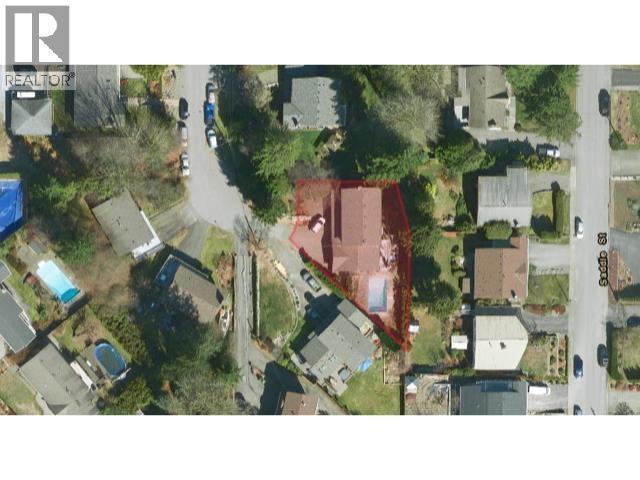 999 Ogden St, Coquitlam, BC V3C 3P2