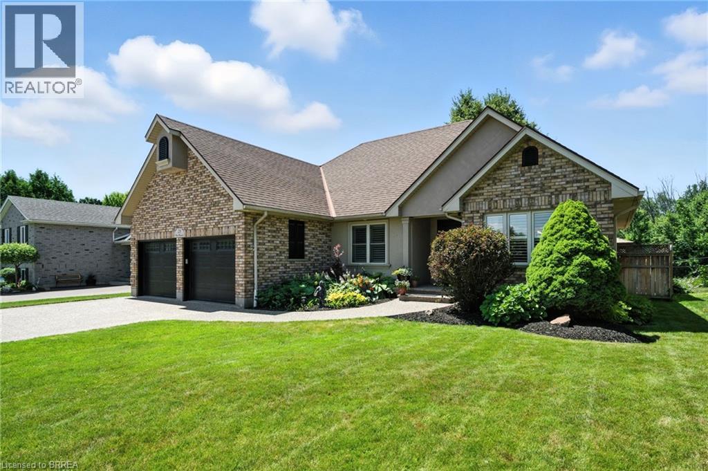 28 Macpherson Dr, Brant, ON N3L 4C6