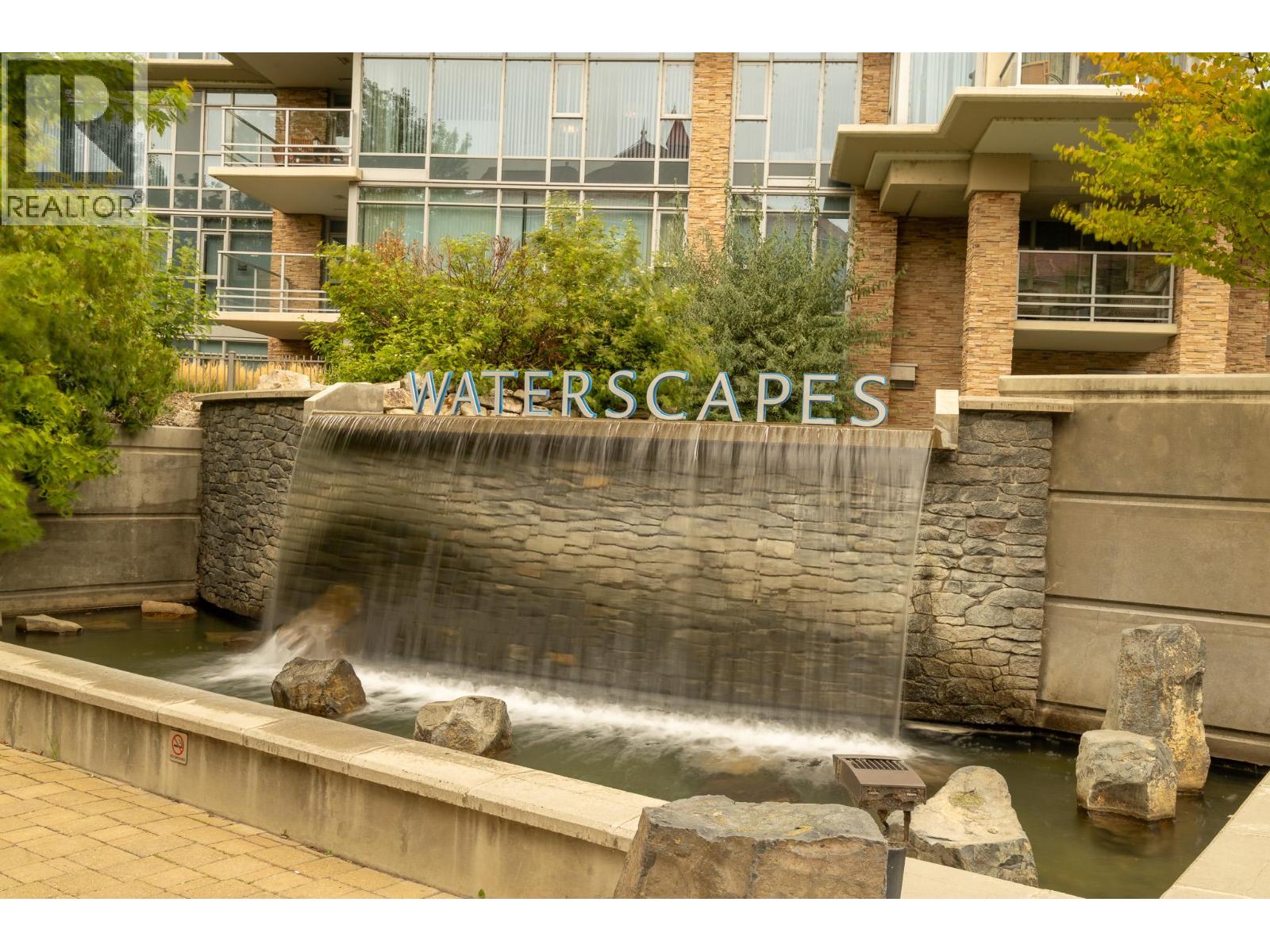1099 Sunset Drive Unit 438, Kelowna, BC V1Y 9Z2