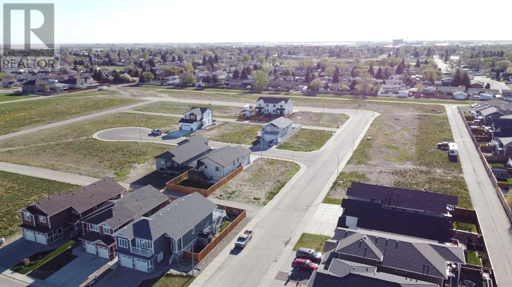 16 Westview Ct, Taber, AB T1G 0E9