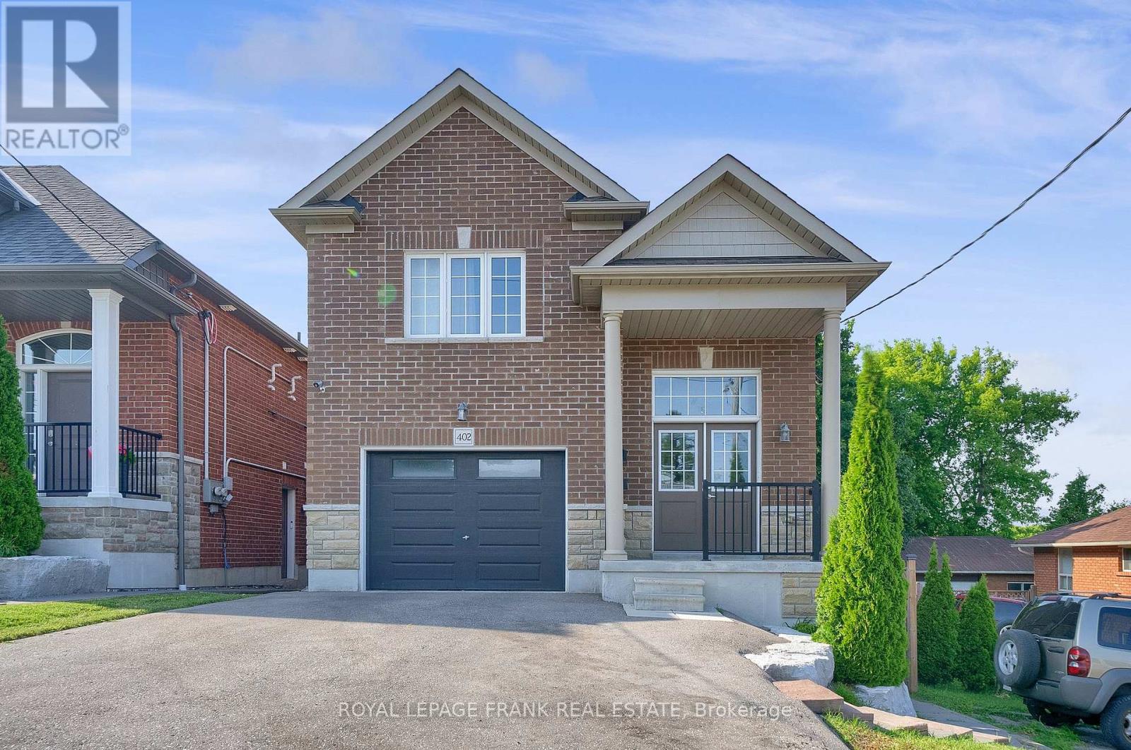 402 Olive Ave, Oshawa, ON L1H 2R1