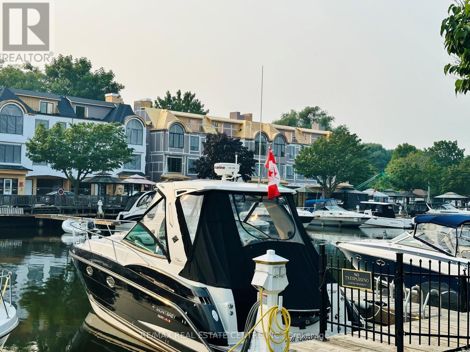 Th -3 Harbour, Grimsby Grimsby Beach, ON L3M 2G4