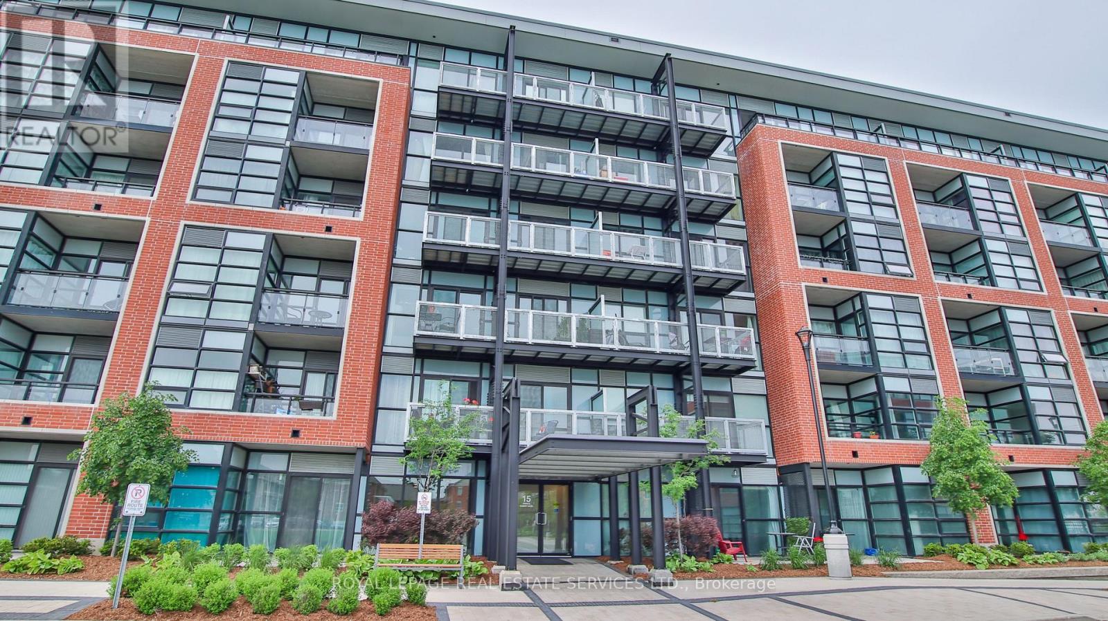 518 15 Prince Albert Blvd, Kitchener, ON N2H 0C2