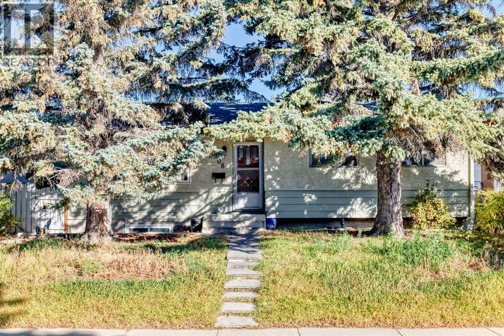 808 Avonlea Pl SE, Calgary, AB T2H 1W3