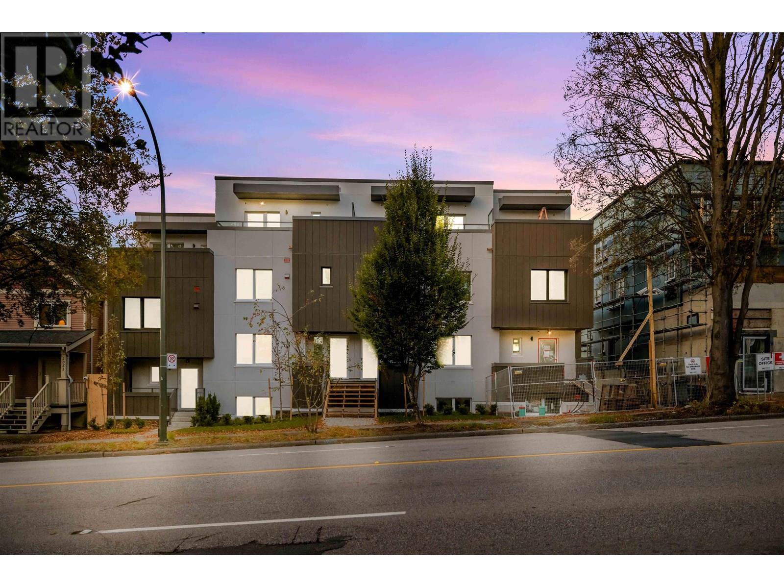 2085 E 1st Avenue Unit 111, Vancouver, BC V5N 1B6