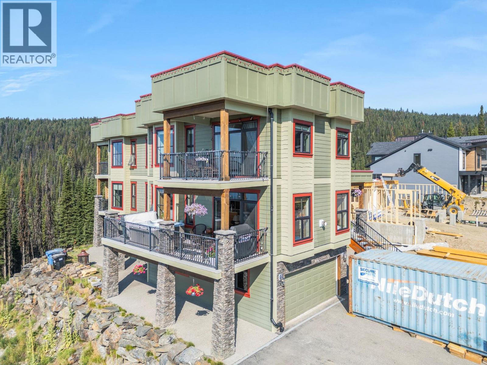 9950 Purcell Dr, Vernon, BC V1B 0S1