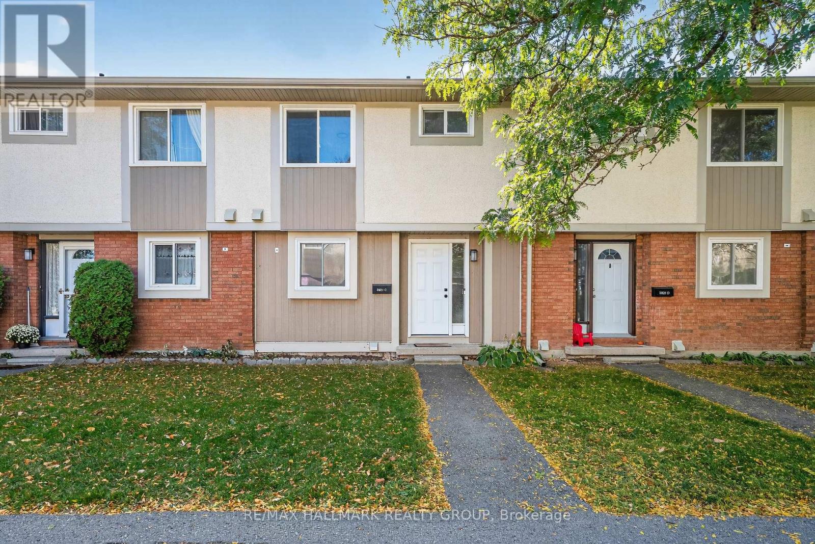3921 Old Richmond Rd #c, Ottawa, ON K2H 8T9
