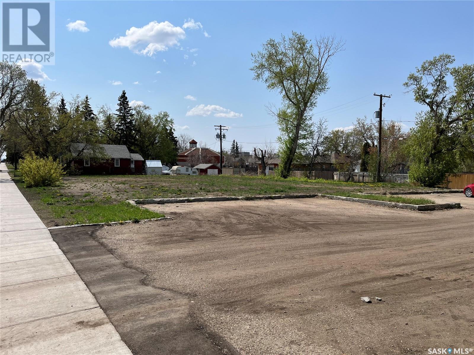 1441 102 Street, North Battleford, SK S9A 1G6