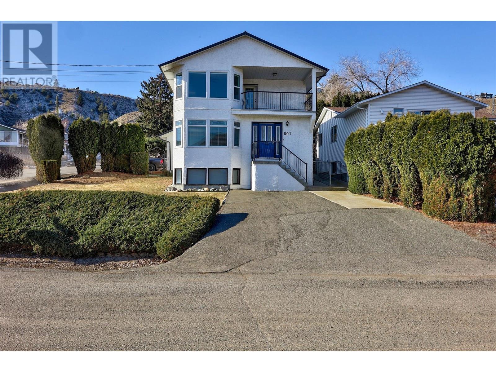 801 Alpine Ter, Kamloops, BC V2B 6E7