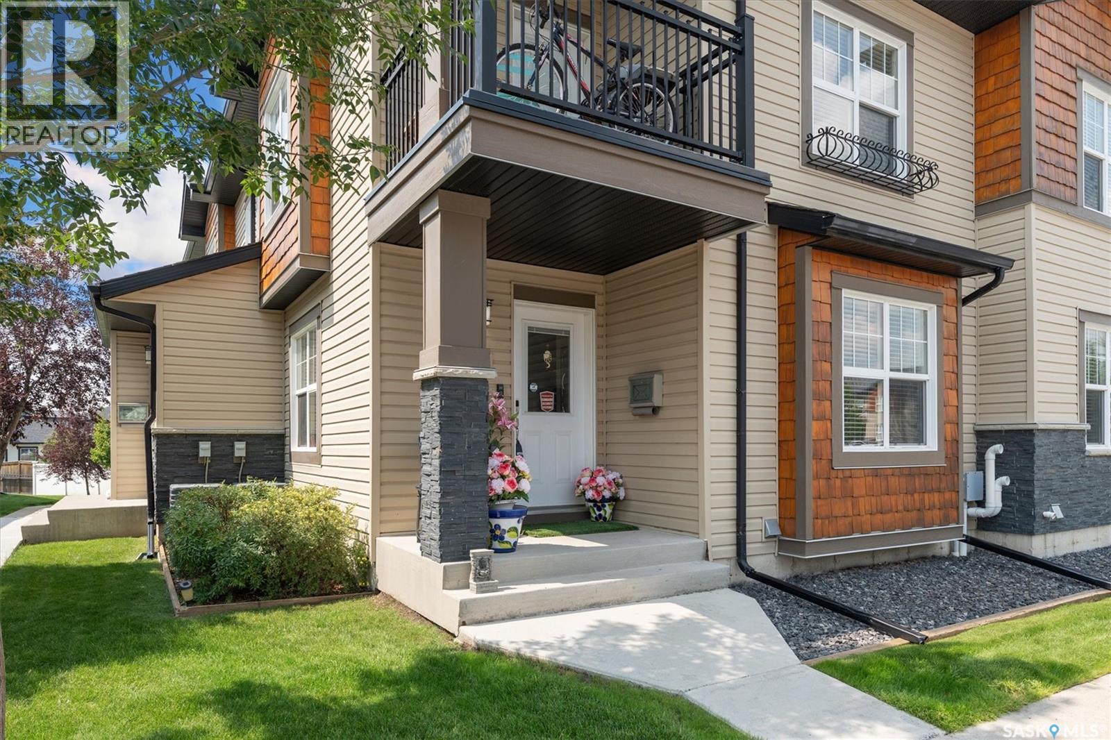 1015 Patrick Crescent Unit 203, Saskatoon, SK S7W 0M1