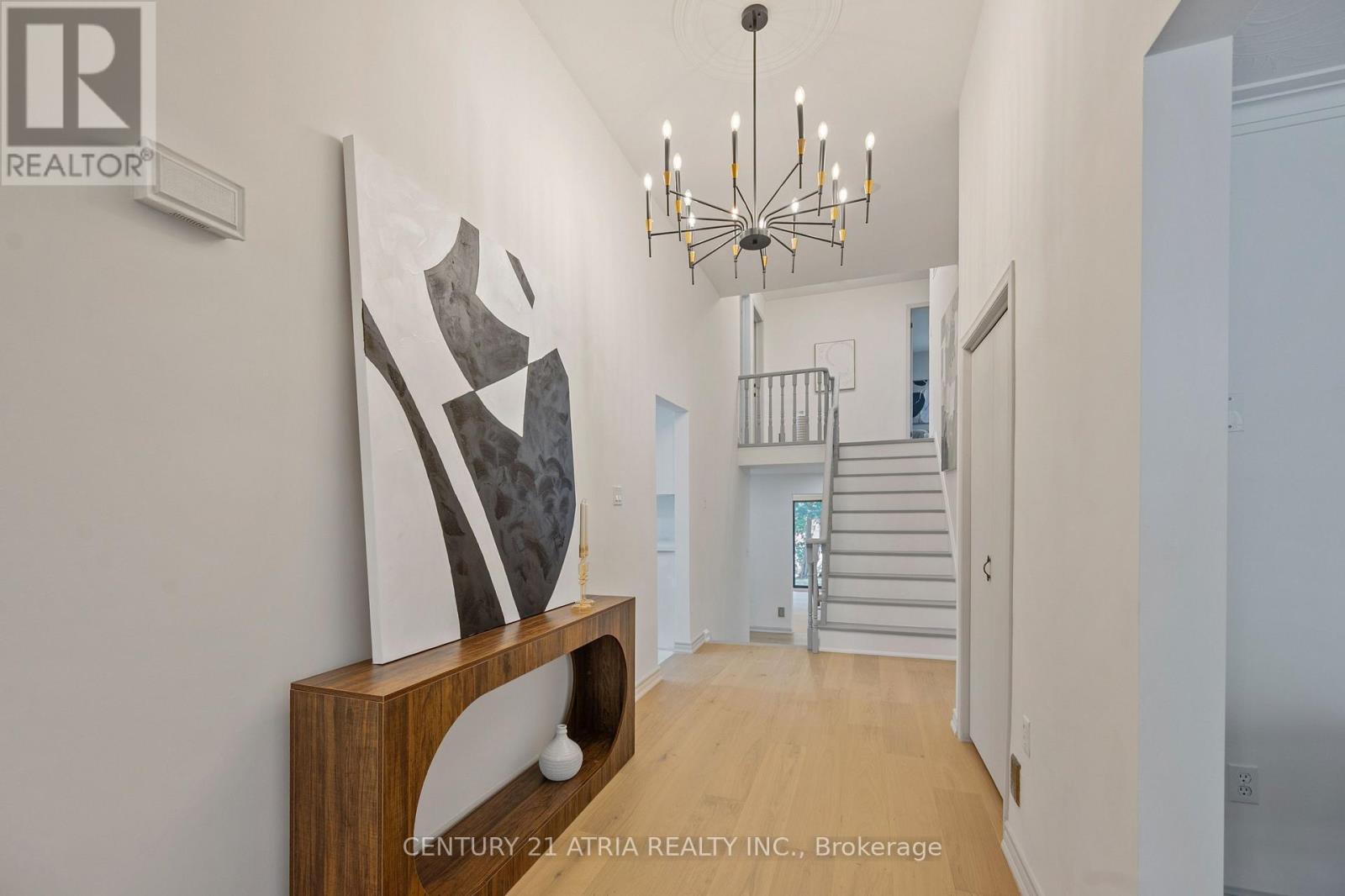 70 Ernest Ave, Toronto, ON M2J 3T5