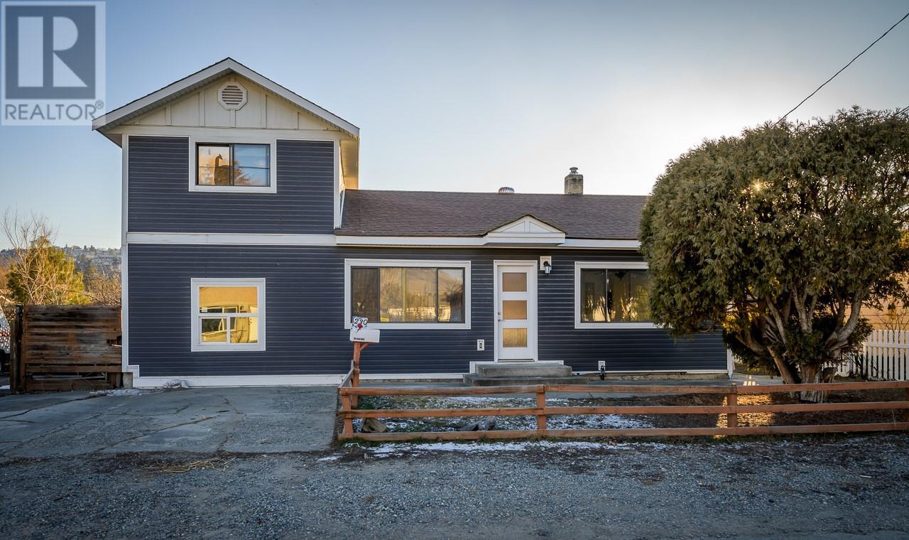 230 Fairview Ave, Kamloops, BC V2B 1E9