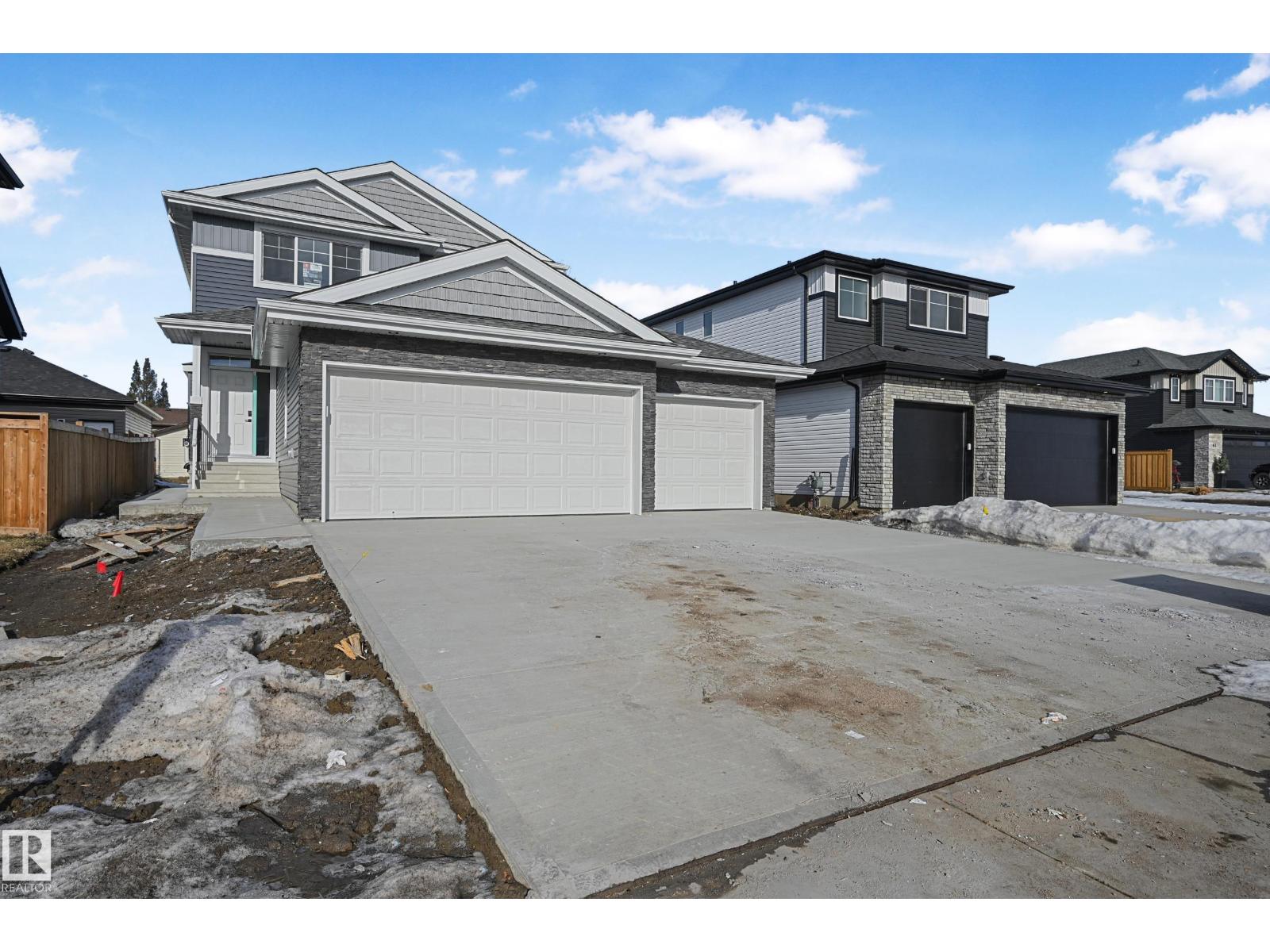 76 Maple Cr, Gibbons, AB T0A 1N0