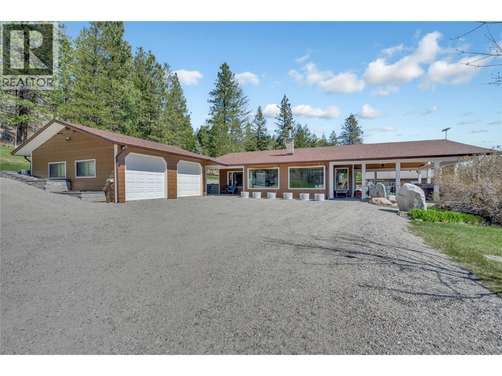 30 Osborne Rd, Summerland, BC V0H 1Z8
