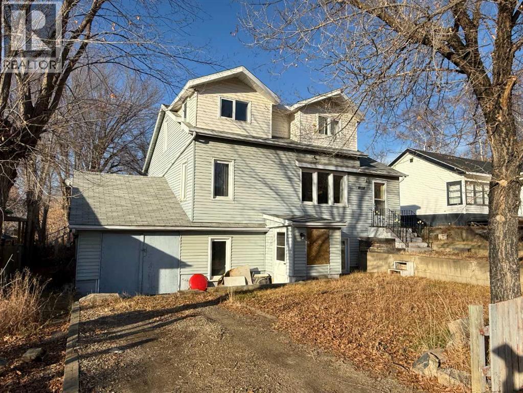 106 Avenue Unit 10118, Peace River, AB T8S 1S3