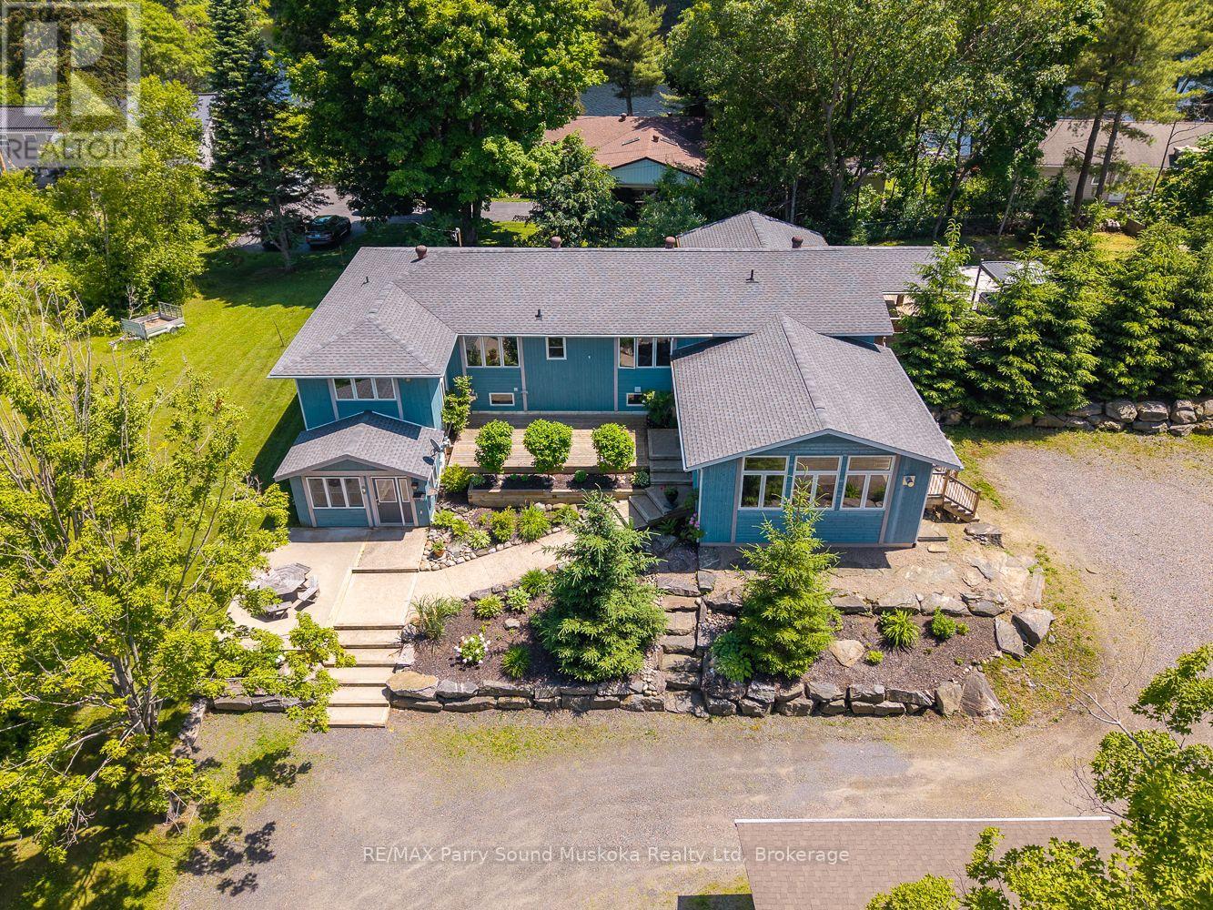 9 Addie St, Parry Sound, ON P2A 2J9