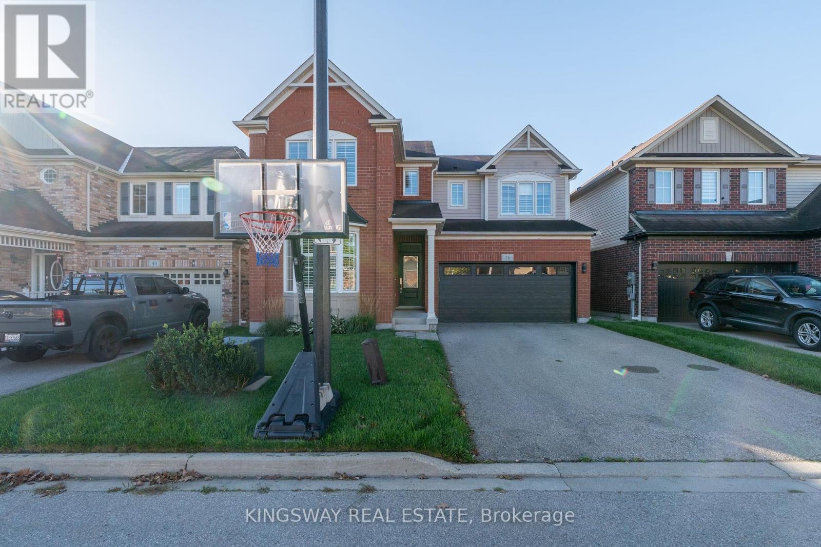 36 Beattie Cres, Cambridge, ON N3C 0C8