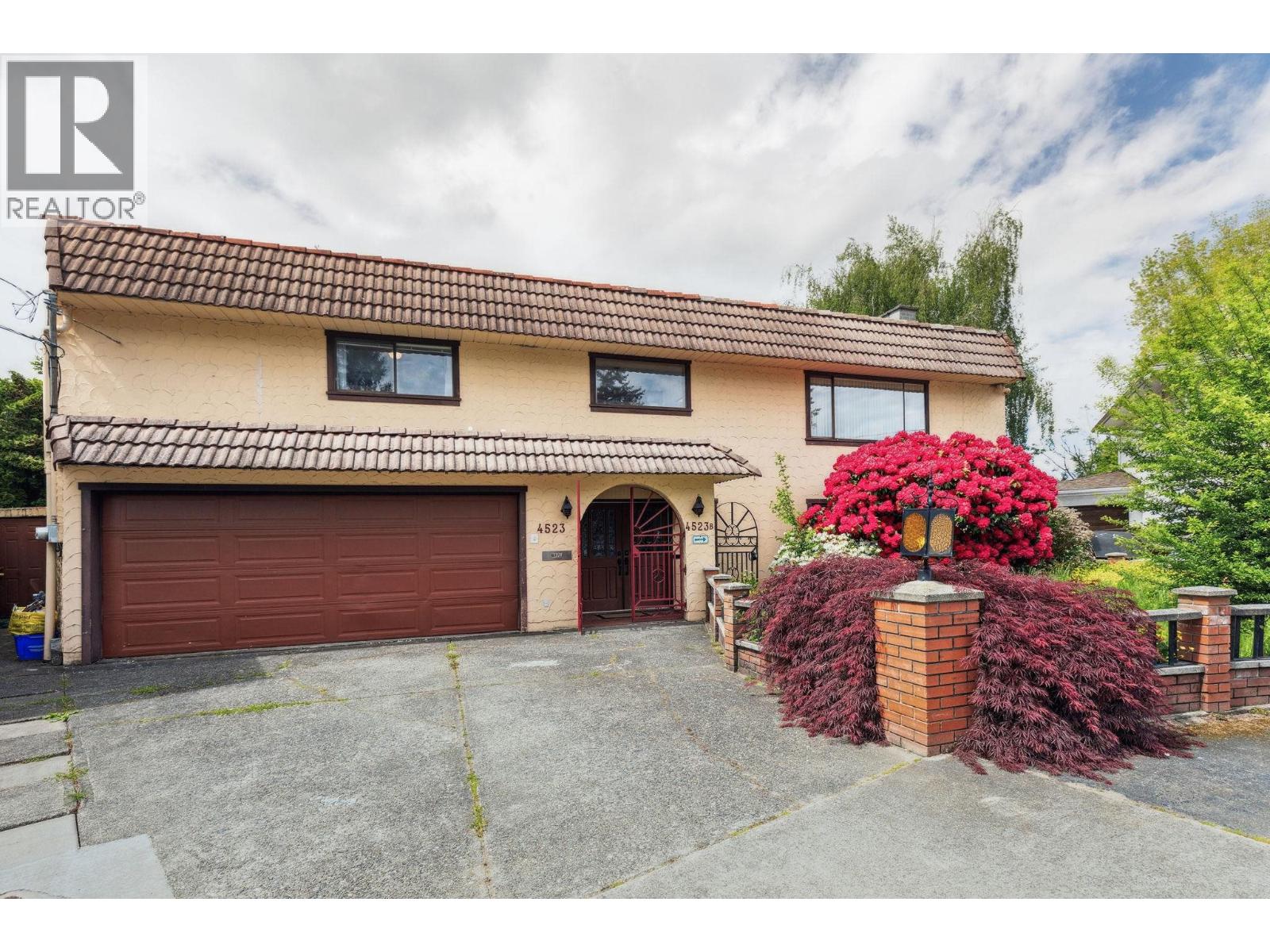 4523 King Edward Pl, Delta, BC V4K 2R2