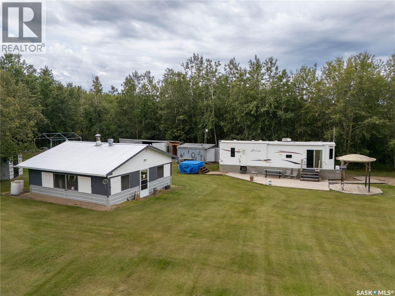 Loiselle Crescent, Goodsoil, SK S0M 1A0