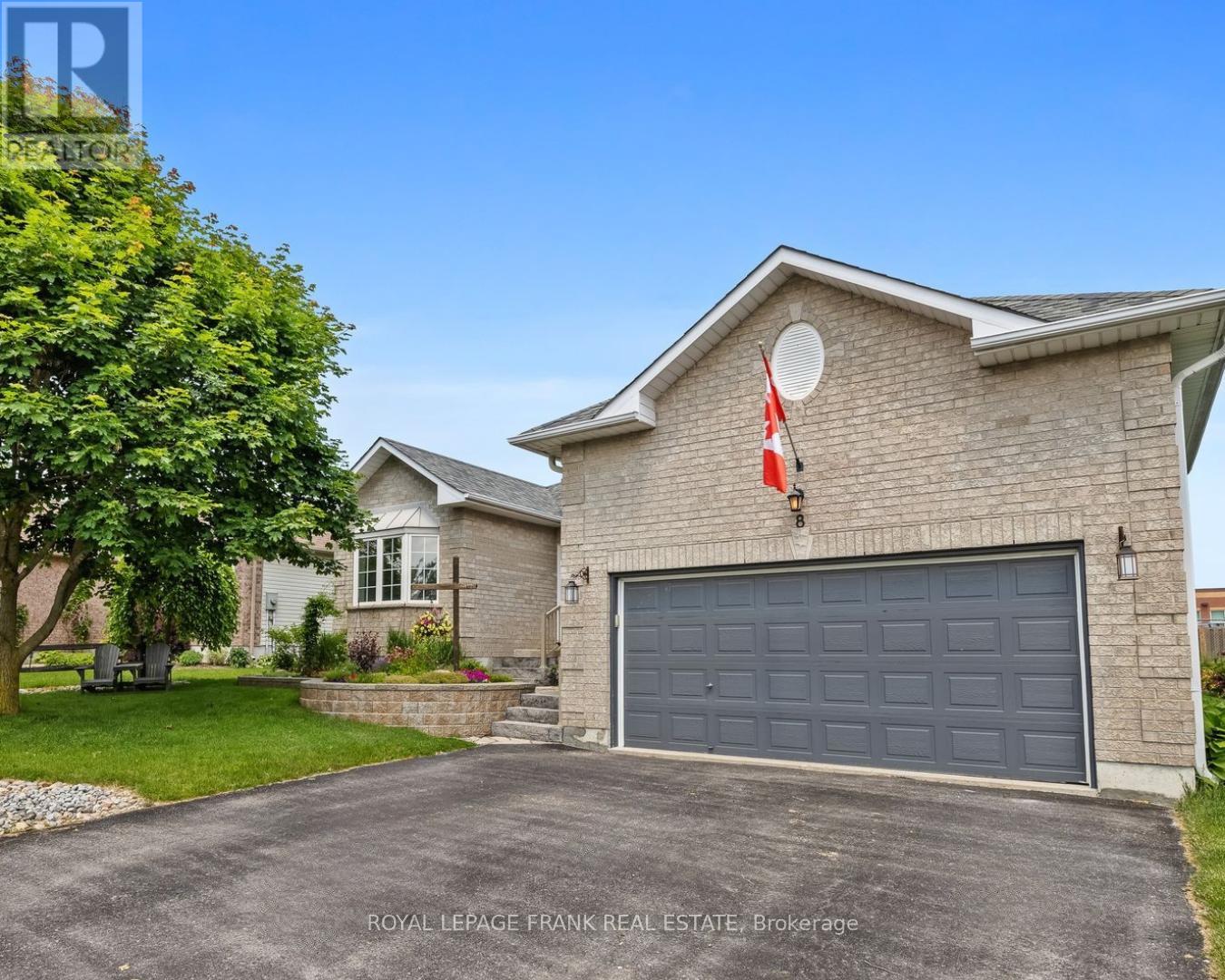 8 Brookside St, Cavan-Monaghan, ON L0A 1G0