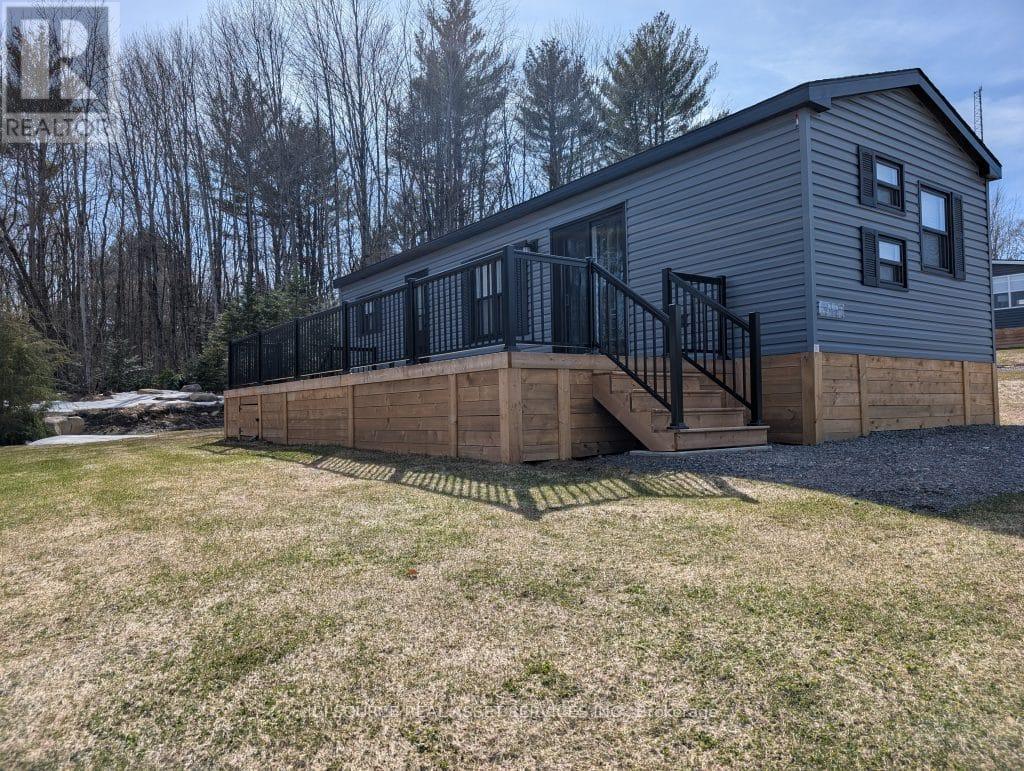 1047 Bonnie Lake Camp Rd, Bracebridge, ON P1L 1W9