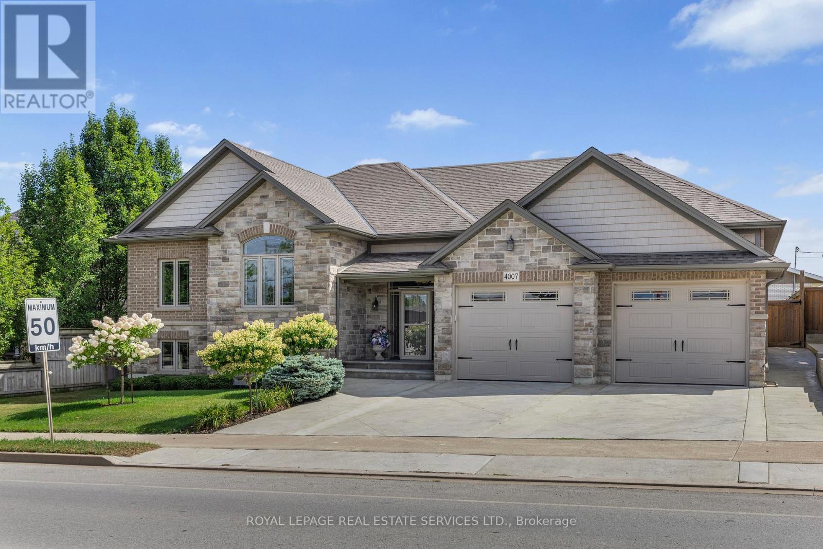 4007 Mountain St, Lincoln Beamsville, ON L3J 0L1