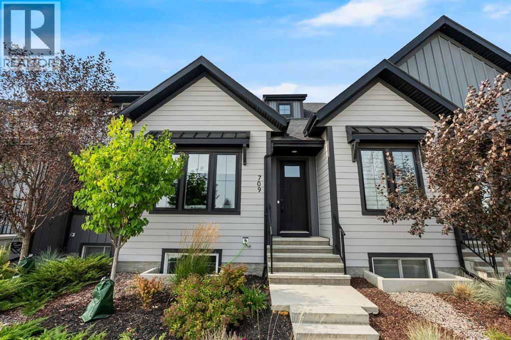 709 Marine Dr SE, Calgary, AB T3M 3A3