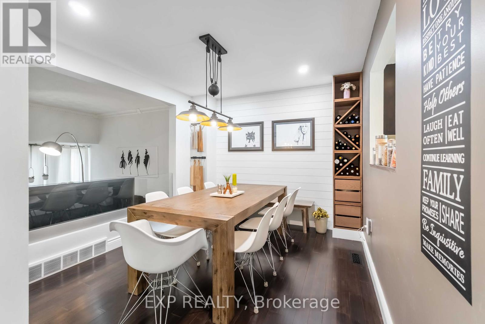 37 72 Stone Church Rd W, Hamilton, ON L9B 2H8