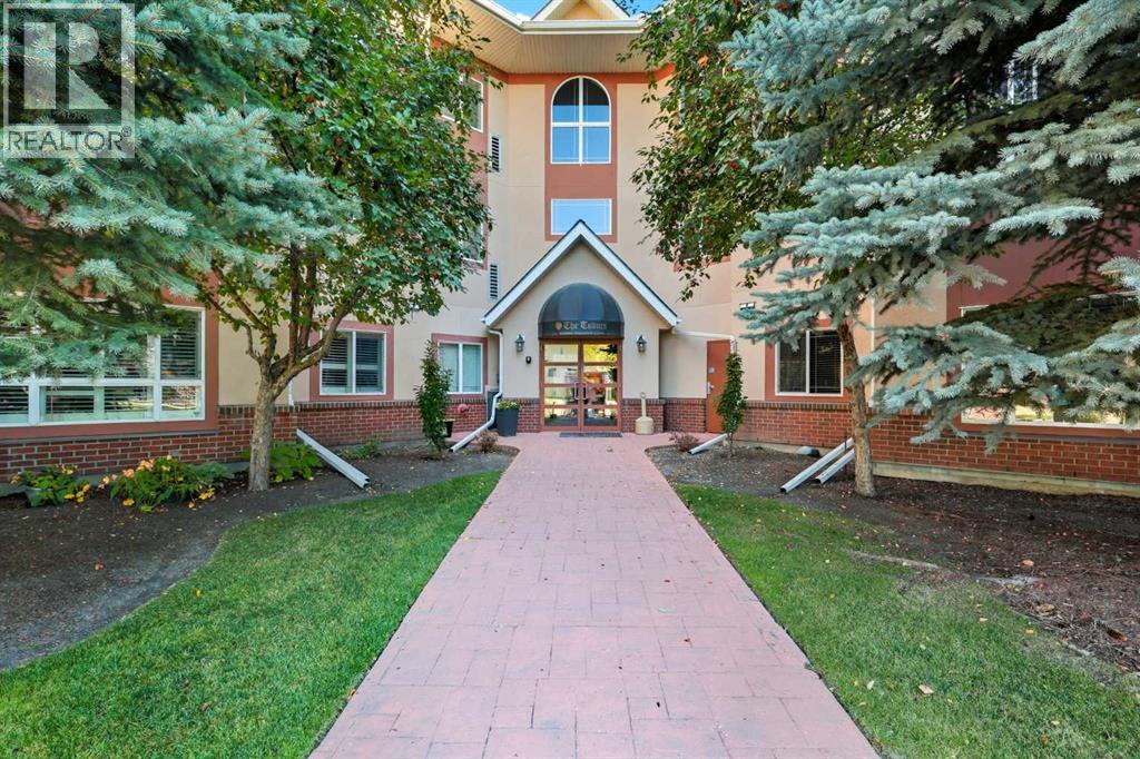 30 Sierra Morena Landing Sw Unit 240, Calgary, AB T3H 5H2