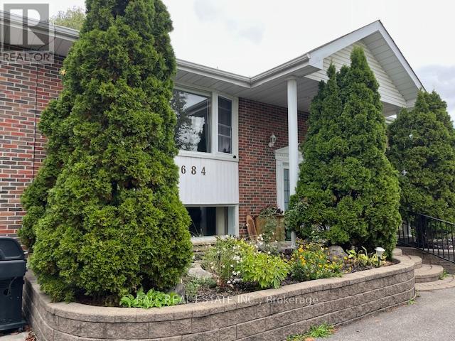 1684 Sherbrooke St Ward 2 St, Peterborough, ON K9J 6X4